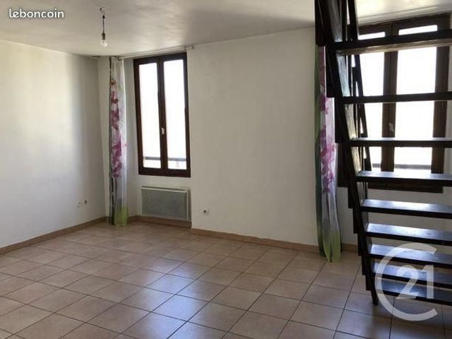 Appartement F2 à louer None